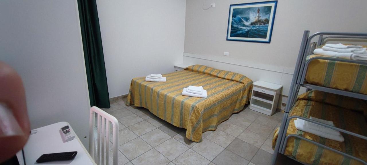 Hotel Zeus Lido Di Classe Room Only المظهر الخارجي الصورة