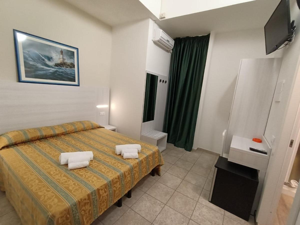 Hotel Zeus Lido Di Classe Room Only المظهر الخارجي الصورة
